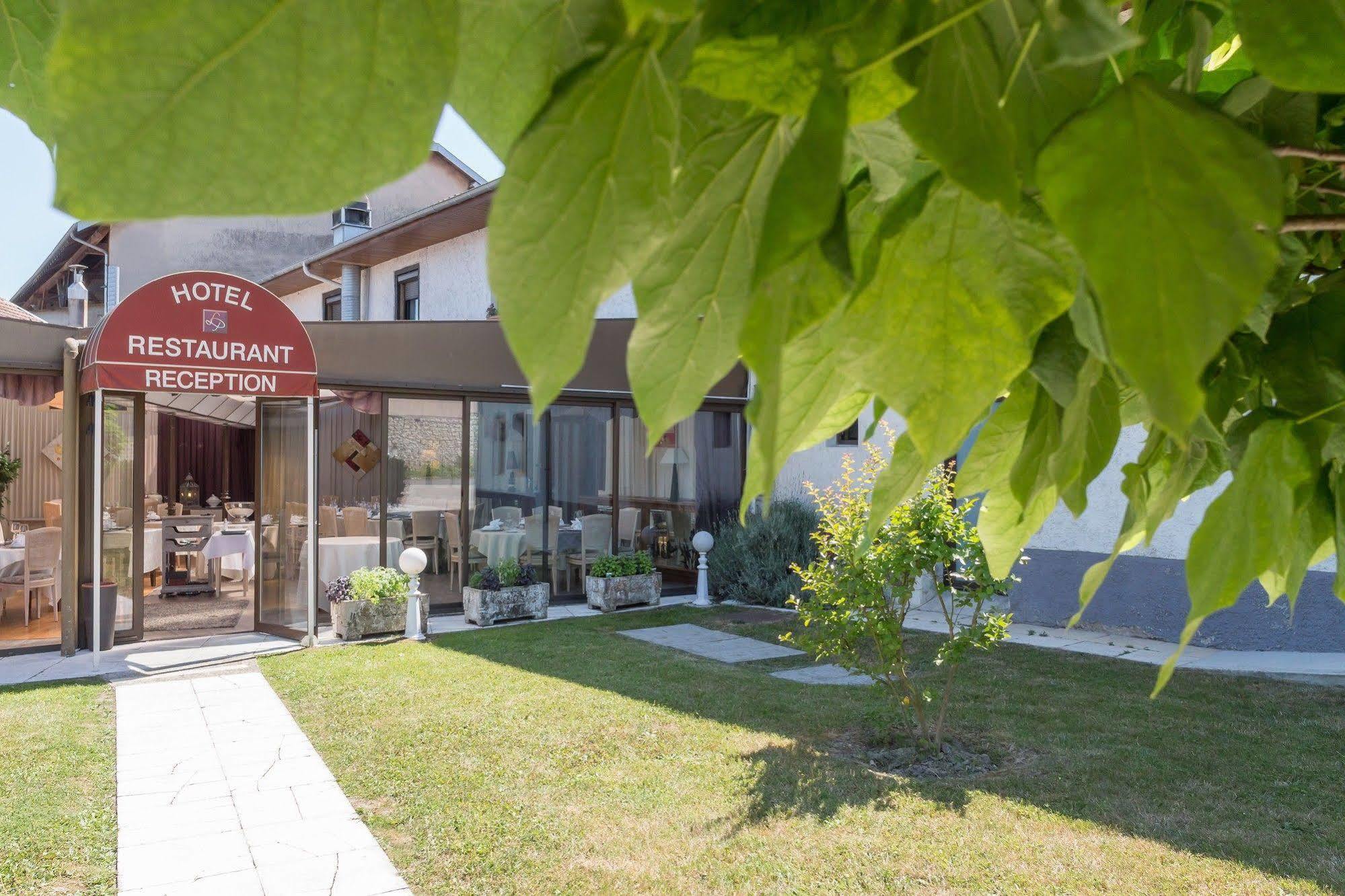 Hotel Restaurant Laurent Perreal Attignat Exterior photo